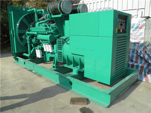 高安出租发电机-进口柴油发电机组与国产柴油发电机组的区别