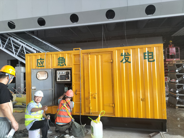 高安怎样判断空气滤清器是否需要更换？