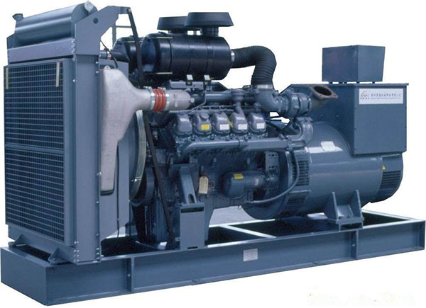 高安干接点的信号通断时间是如何确定的？